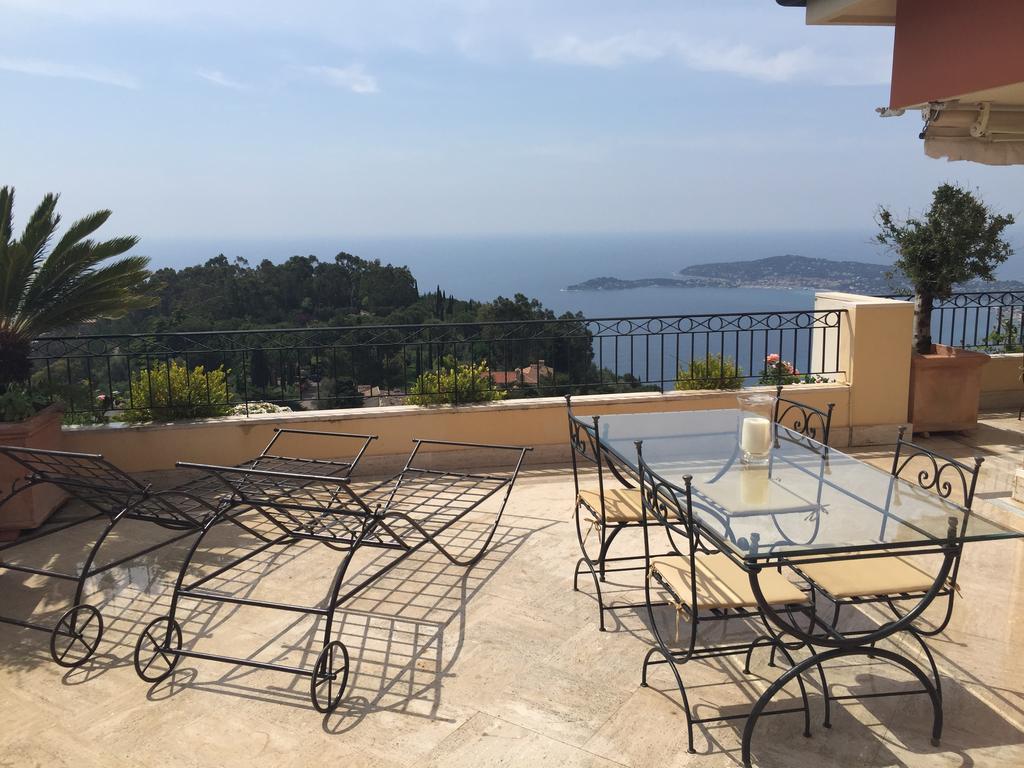 Апартаменти Sunny Panoramic Balcony Ез Екстер'єр фото